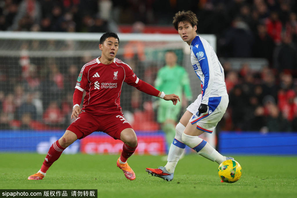 皇冠体育App下载_詹俊展望红军vs皇马：利物浦边路对抗全面下风 恐怕能打平就不错